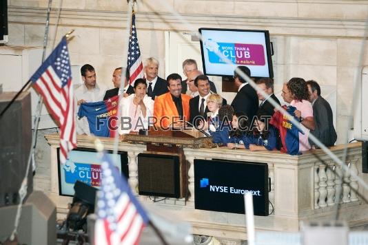 El FC Barcelona, representat per Joan Laporta, a la Borsa de Nova York.