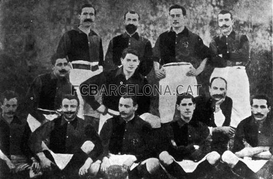 L'equip del FC Barcelona el 1901.