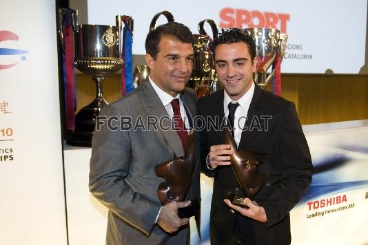 El presidente Joan Laporta, en nombre del FC Barcelona, y Xavi Hernàndez, como mejor deportista, recibieron premios. Foto: Àlex Caparrós (FCB)