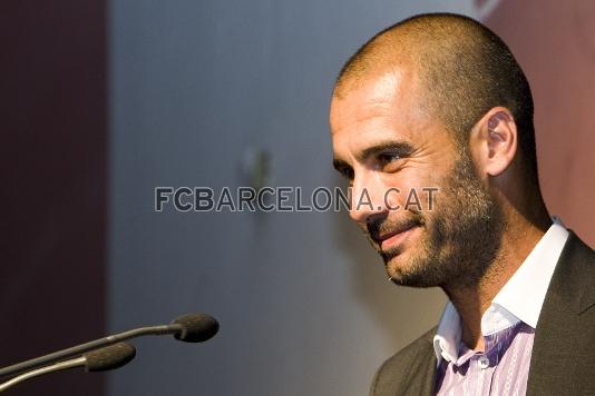 Santpedor va poder veure la faceta ms humana del tcnic blaugrana. Fotos: lex Caparrs (FC Barcelona)