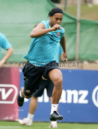 Ronaldinho se ha entrenado con el grupo.