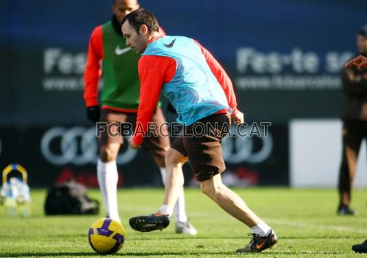 Iniesta, autor de un gol con el Mallorca, vuelve a estar convocado.
