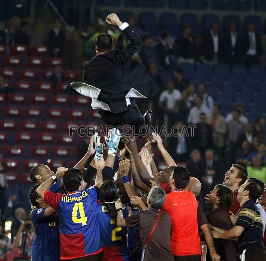 Pep Guardiola celebra el triomf.