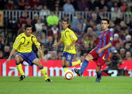 Xavi va tornar a sentir-se futbolista en un Bara-Cadis.
