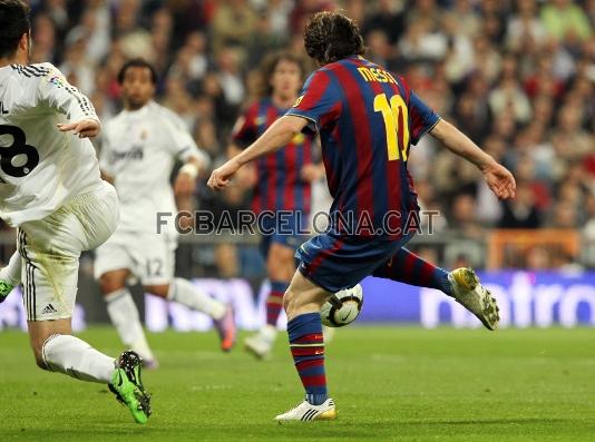Messi, en la rematada del 0-1. Foto: Miguel Ruiz-FCB