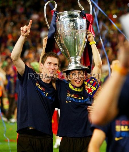 Celebrando con Bojan en el Camp Nou la consecución del triplete