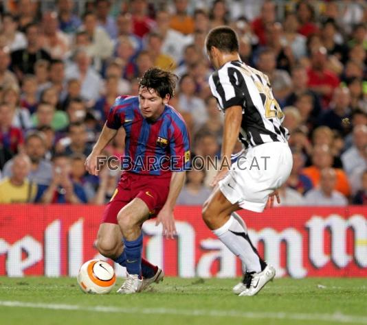 Explota en el Gamper del 2005, contra la Juventus, en un partido que maravilla todo el Camp Nou (2-2).