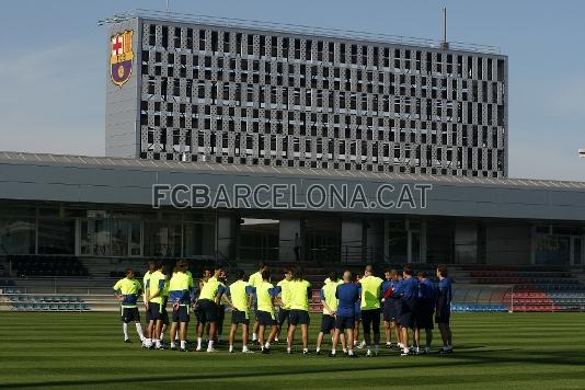 El entrenamiento ha comenzado a las 10.30 horas en la Ciutat Esportiva.