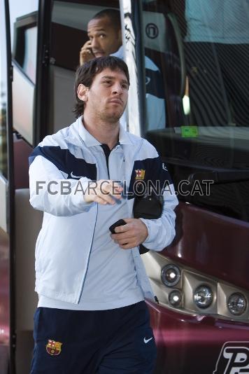 Leo Messi, una de las grandes dudas para esta noche, todava con un moratn en la cara. (Foto: lex Caparrs)