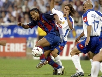 Ronaldinho_accix_saragossa-fcb_23-5-04.jpg