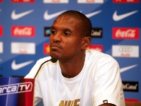 Abidal: “We have to maintain our balance“