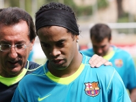 Ronaldinho, baja para el Sevilla