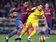 Ronaldinho vuelve con victoria