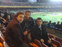 Sanlleh, Begiristain y Laporta, en el estadio internacional de Yokohama.