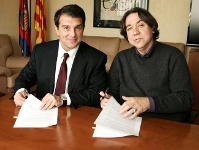 Moment de la signatura amb Jordi Tard