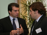 El president Joan Laporta amb el director de futbol, Ral Sanlleh.