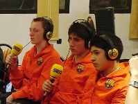 Fran Àlvarez, Saavedra i Sebas, campions la temporada passada amb l'Aleví A del Barça, al programa de ràdio El Larguero de la Cadena Ser.