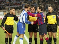 Imatges de l'eliminatòria de Copa de la temporada 2000/01, que va permetre el Barça accedir als quarts de final.