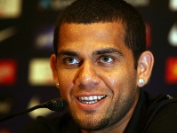 Alves: Im used to being under pressure