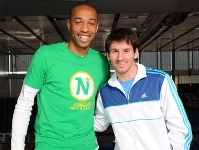 Henry i Messi, a la Ciutat Esportiva. Foto: L'Equipe.