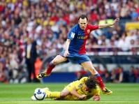 Abidal and Iniesta to miss Cup Final