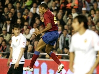 Henry, siete goles al Valencia