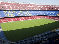 El Camp Nou vuelve a lucir