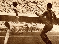 El 6 d'octubre del 1957 es va jugar un Bara-Jan. Fotos: Arxiu FCB