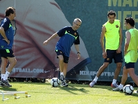 Voluntary training for Xavi and Busquets