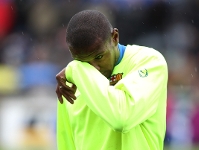 Abidal out for 6-8 weeks