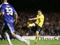 Iniesta, en l'acci del gol que va marcar a Stamford Bridge. Foto: Arxiu FCB