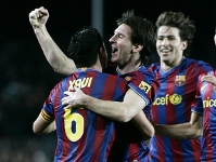 Xavi, Messi i Maxwell celebren un gol davant el Getafe. Foto: arxiu FCB