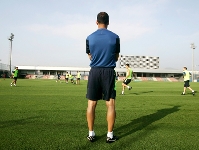 Guardiola, en un entrenament de la temporada passada. Fotos: Miguel Ruiz i Arxiu FCB