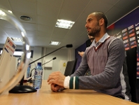 Josep Guardiola, a la Sala de Premsa de la Ciutat Esportiva. Foto: Miguel Ruiz - FCB