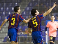 Chico celebra el primer dels tres gols que ha fet. Fotos: lex Caparrs - FCB