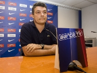 Xavi Pascual ha ats els mitjans en roda de premsa. (Fotos: lex Caparrs - FCB)