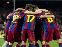 Los jugadores del Bara celebran uno de los goles conseguidos contra el Villarreal