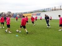 B team players join squad for training