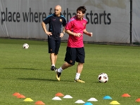 Messi ha comenat a fer treball de camp al marge del grup. Foto: Miguel Ruiz - FCB
