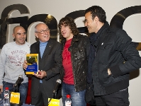Carles Puyol, Laureano Ruiz, Luis Enrique i Iván de la Peña, a la presentació del llibre 'Fútbol Profesional. mi modelo de juego'. Fotos: Àlex Caparrós
