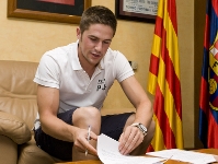 Fontàs ha firmado hasta el 2012. Fotos: Àlex Caparrós-FCB.
