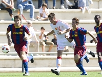 A la derecha, Nando Quesada, uno de los azulgranas convocados con la seleccin catalana sub-18. Foto: archivo FCB.