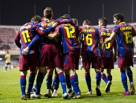 Els jugadors del Barça B celebrant l'1-0, obra de Saúl. Fotos: Àlex Caparrós-FCB.