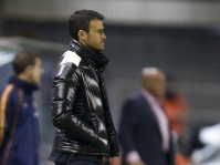 Luis Enrique durant el partit contra el Recreativo de Huelva. Fotos: Àlex Caparrós-FCB.