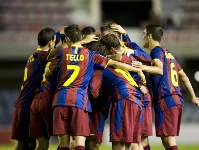 Els jugadors del Barça B celebren un dels quatre gols marcats contra el Vila-real B. Fotos: Àlex Caparrós-FCB.