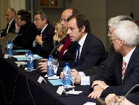Sandro Rosell a la Sala París en la seva intervenció en la reunió del CCP. Foto: Àlex Caparrós-FCB