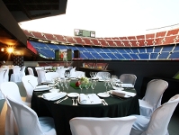 La Platea del Camp Nou decorada para un posible banquete de boda. Foto: FCB.