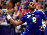 Sorhaindo, amb França, és un dels favorits a lluitar per l'or. (Fotos: www.handball2011.com)