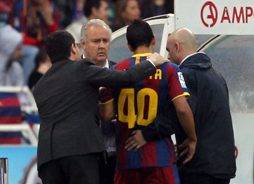 Monyoya va haver de ser substituït al minut 13 del partit al camp de la Reial Societat. Foto: Miguel Ruiz/FCB