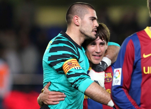 Valds i Bojan, abraant-se al final del partit. Fotos: Miguel Ruiz-FCB